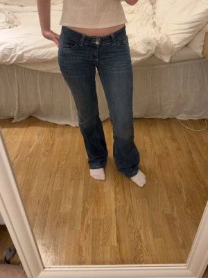 Jeans - Superfina Nelly jeans i mycket bra skick 