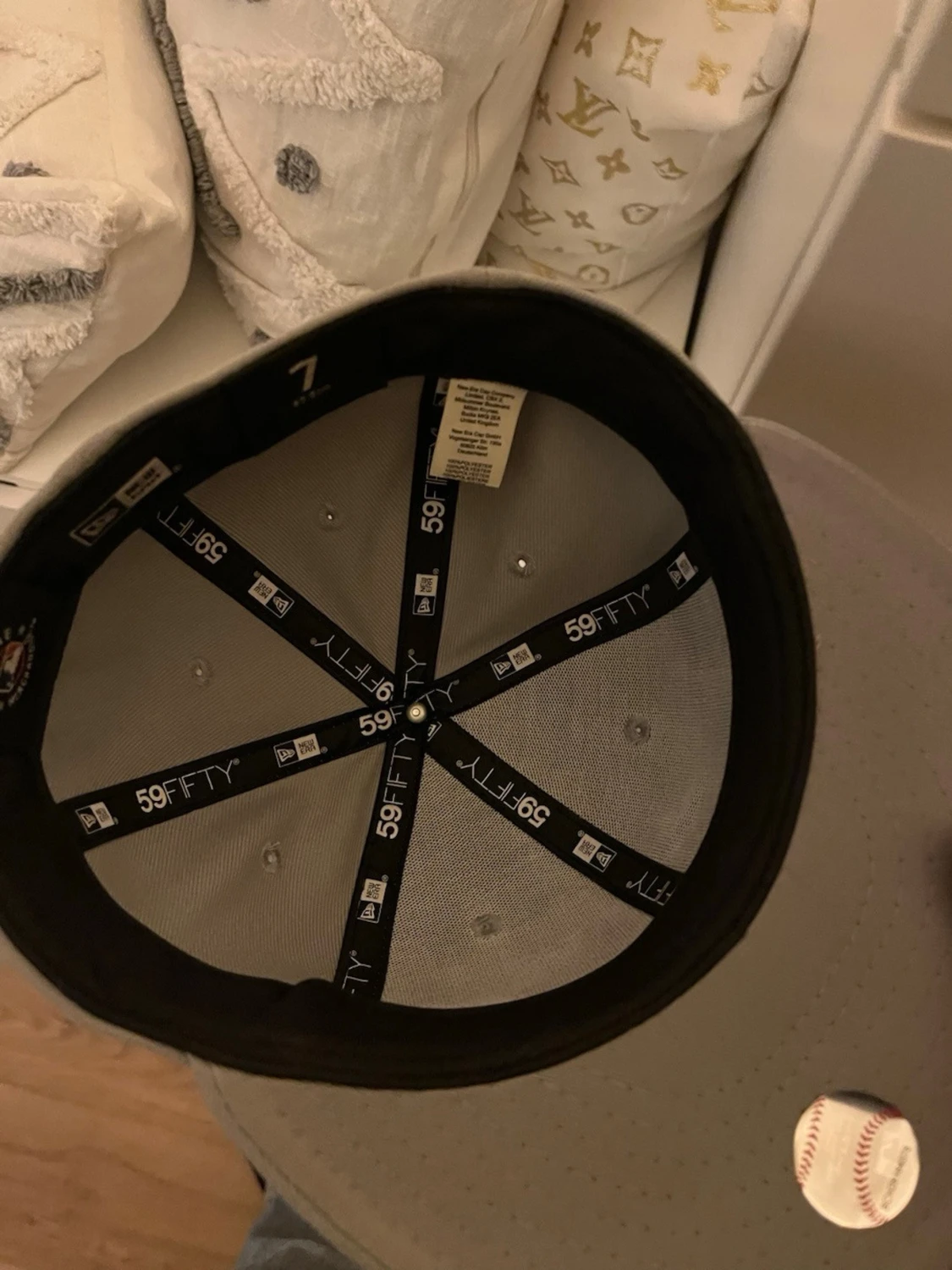 Grå keps med broderad AK47-detalj - 3