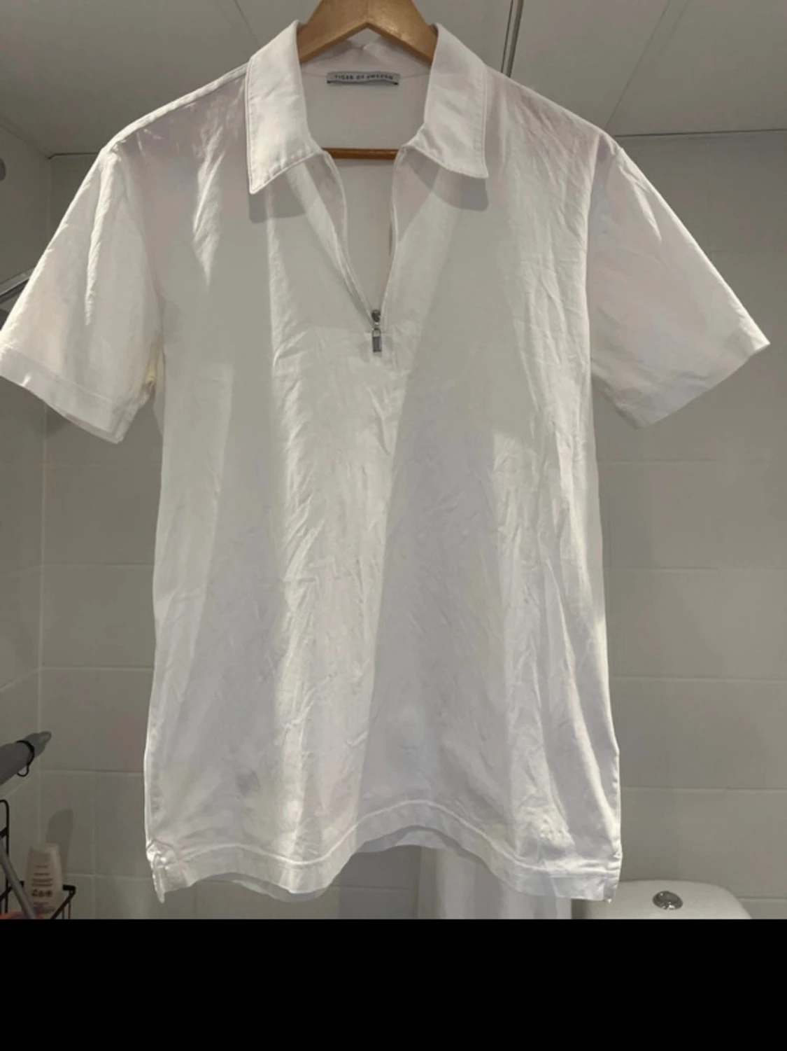 Tiger of sweden vit pike tröja / Tshirt med krage vit stolek M - 1