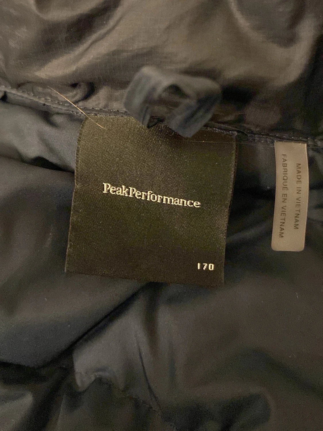 Mörkblå dunjacka från Peak Performance - 1