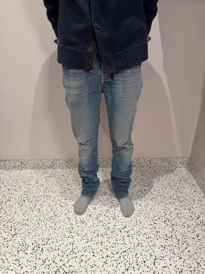 Nudie jeans  - Nudie jeans - Modell: Grim Tim - Storlek: W31/L32 - skick: 8,5/10 - Nypris runt 2000kr