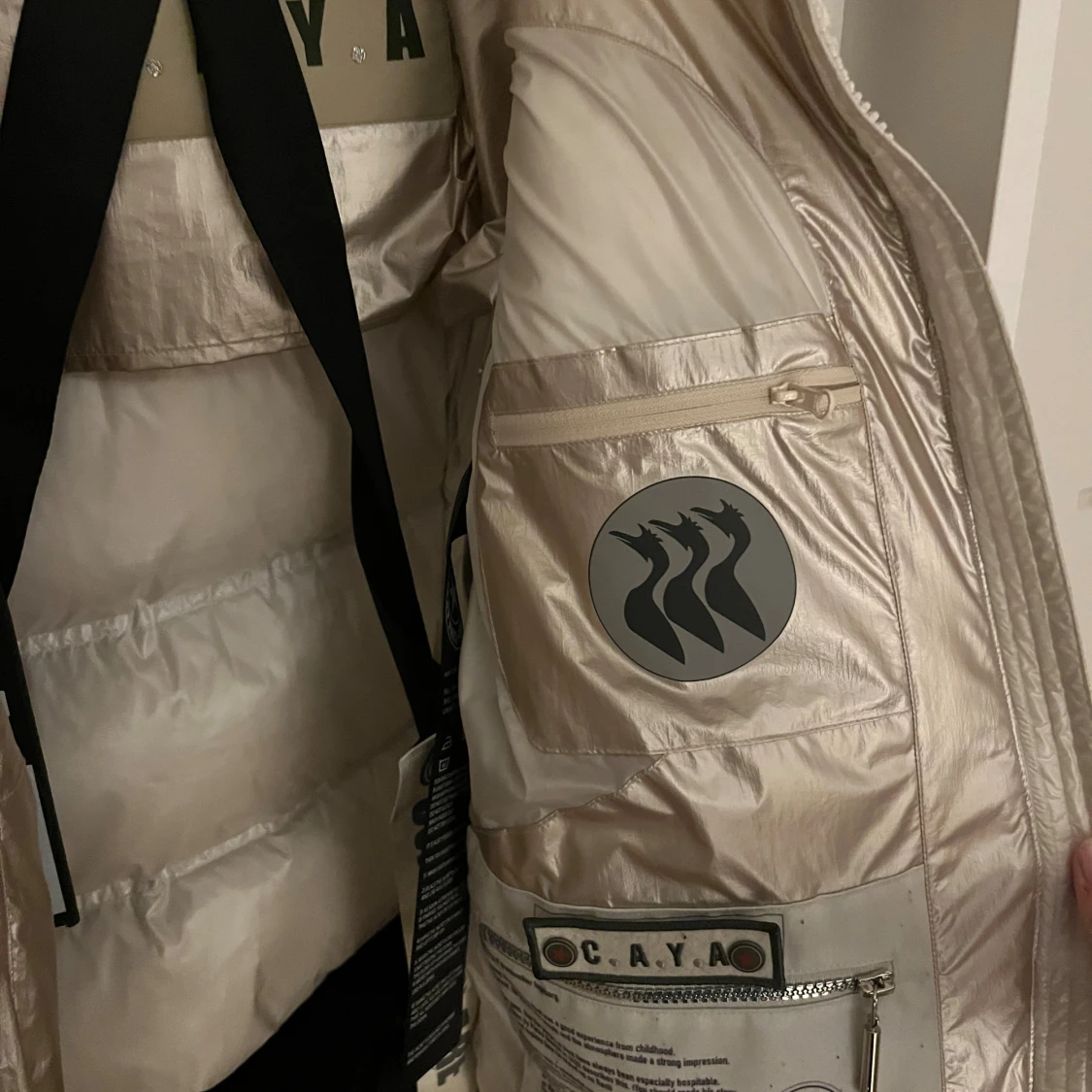 Vit pufferjacka från Caya - 2