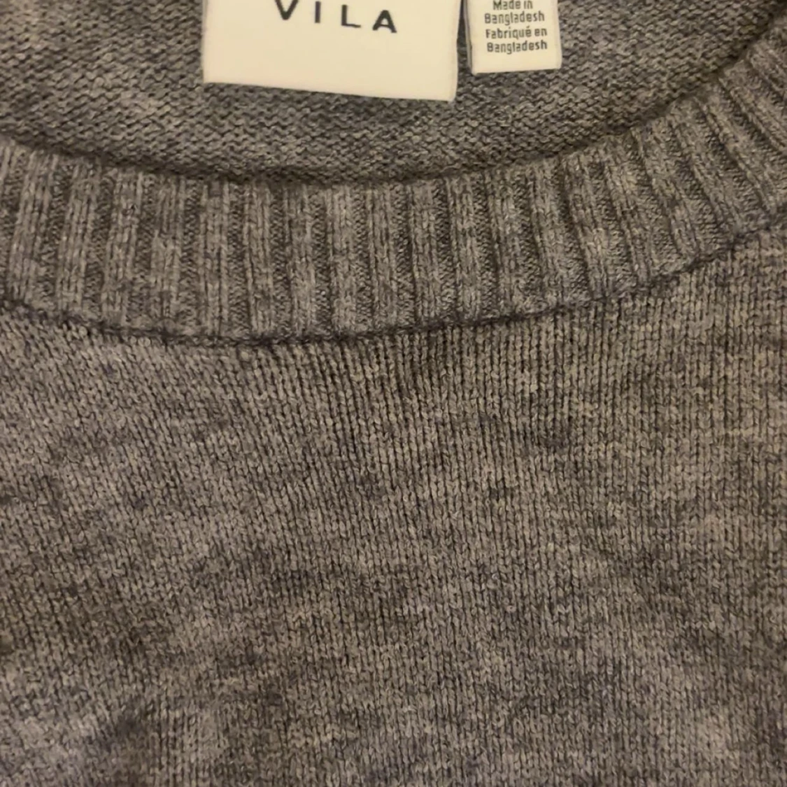 Grå stickad tröja från VILA - 1