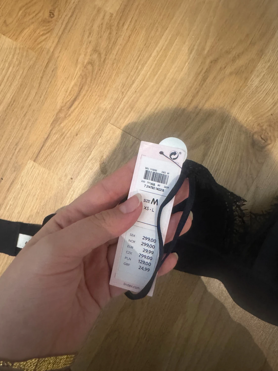 Svart spets bandeau från Ella M. - 1