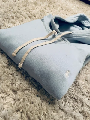 Ralph Laurent Hoddie  - Storlek M bra skick hör av dig vid frågor 