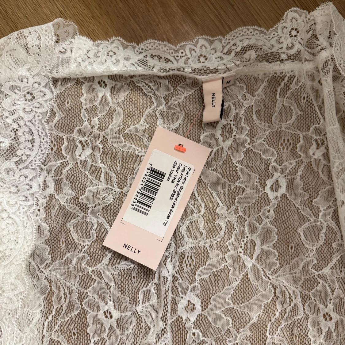 Vit spetsblus från Nelly - 3