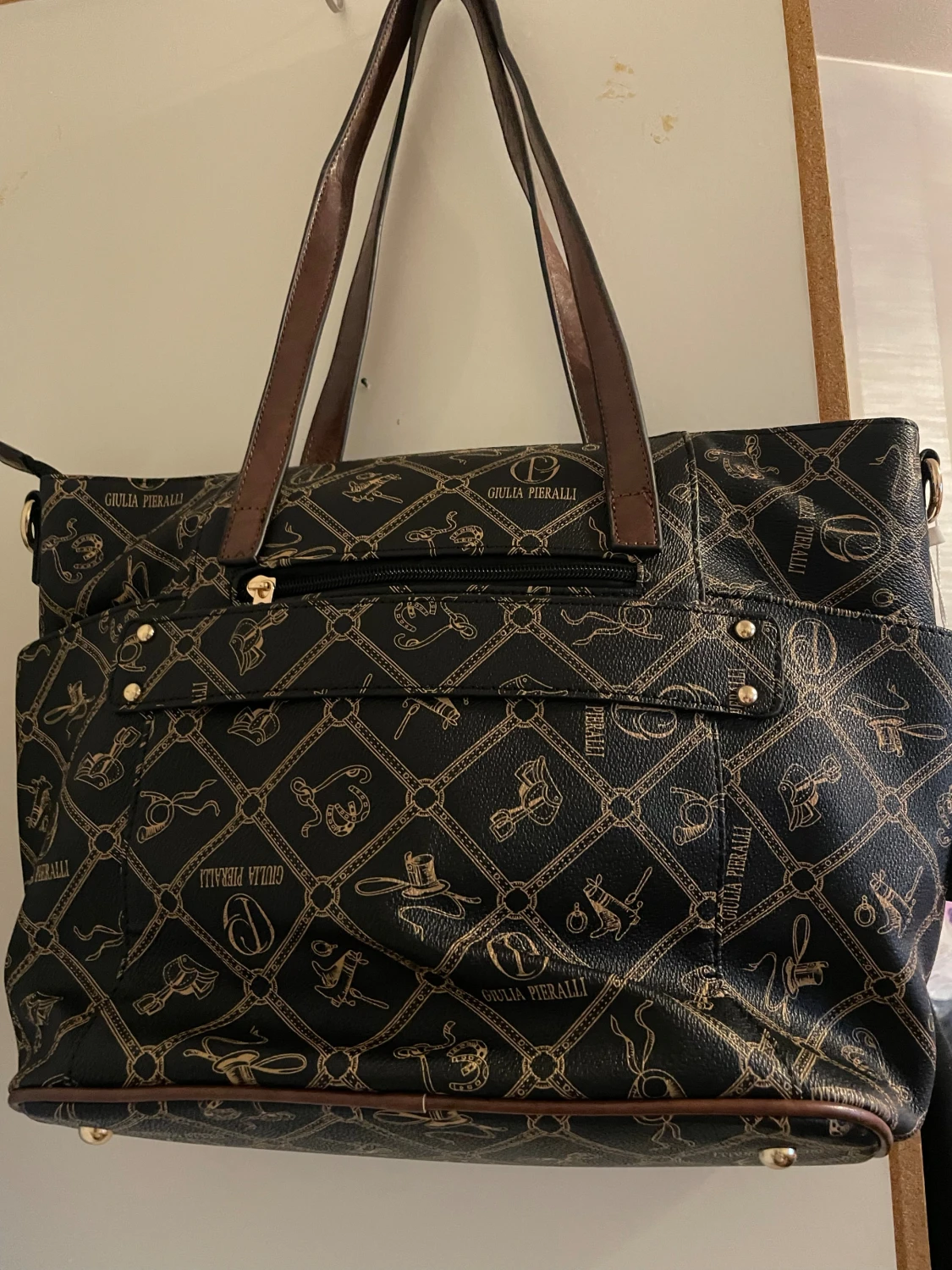 Svart handväska från Giulia Pieralli - 2