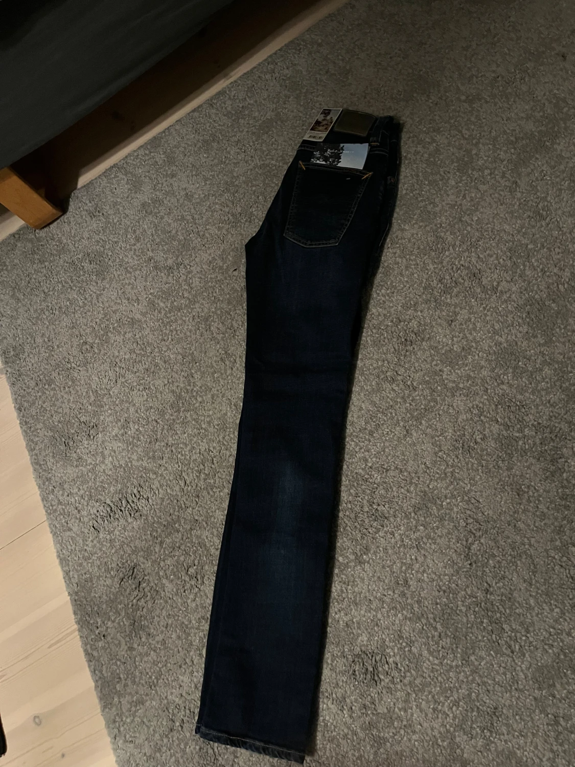Mörkblå jeans från Nudie Jeans, 28/32 - 2