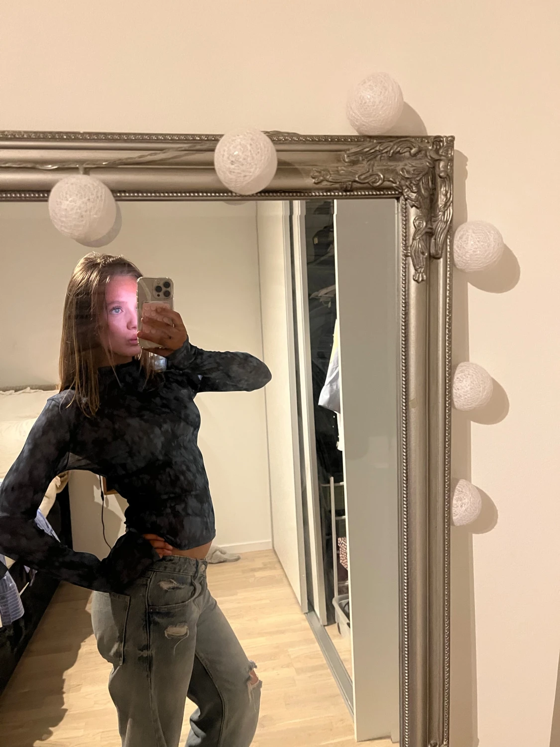 Mörkblå mönstrad meshtopp med polokrage - 2