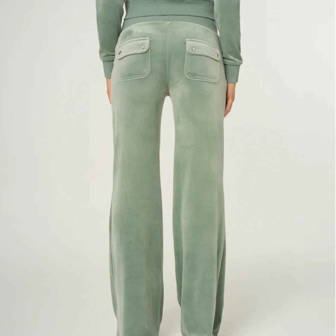 Snygga mjukisbyxor från Juicy Couture - 1