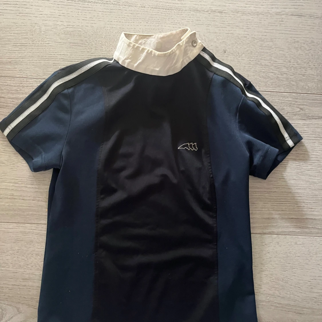 Blå ridt-shirt från Equiline Junior