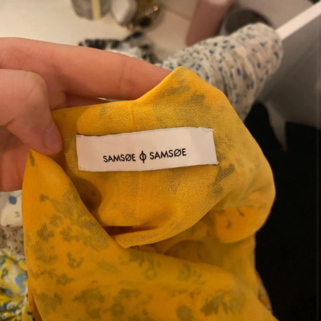 Gul blommig klänning Samsøe Samsøe - 1