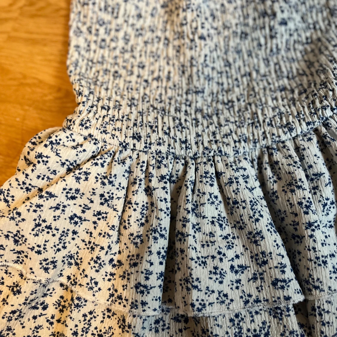 Blommig volangkjol från Zara med shorts i - 2