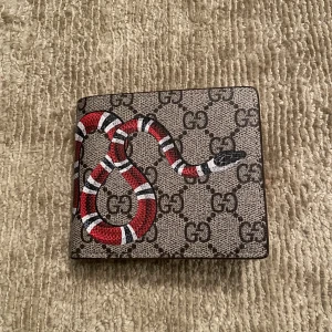  Plånbok med orm  - Helt ny! 