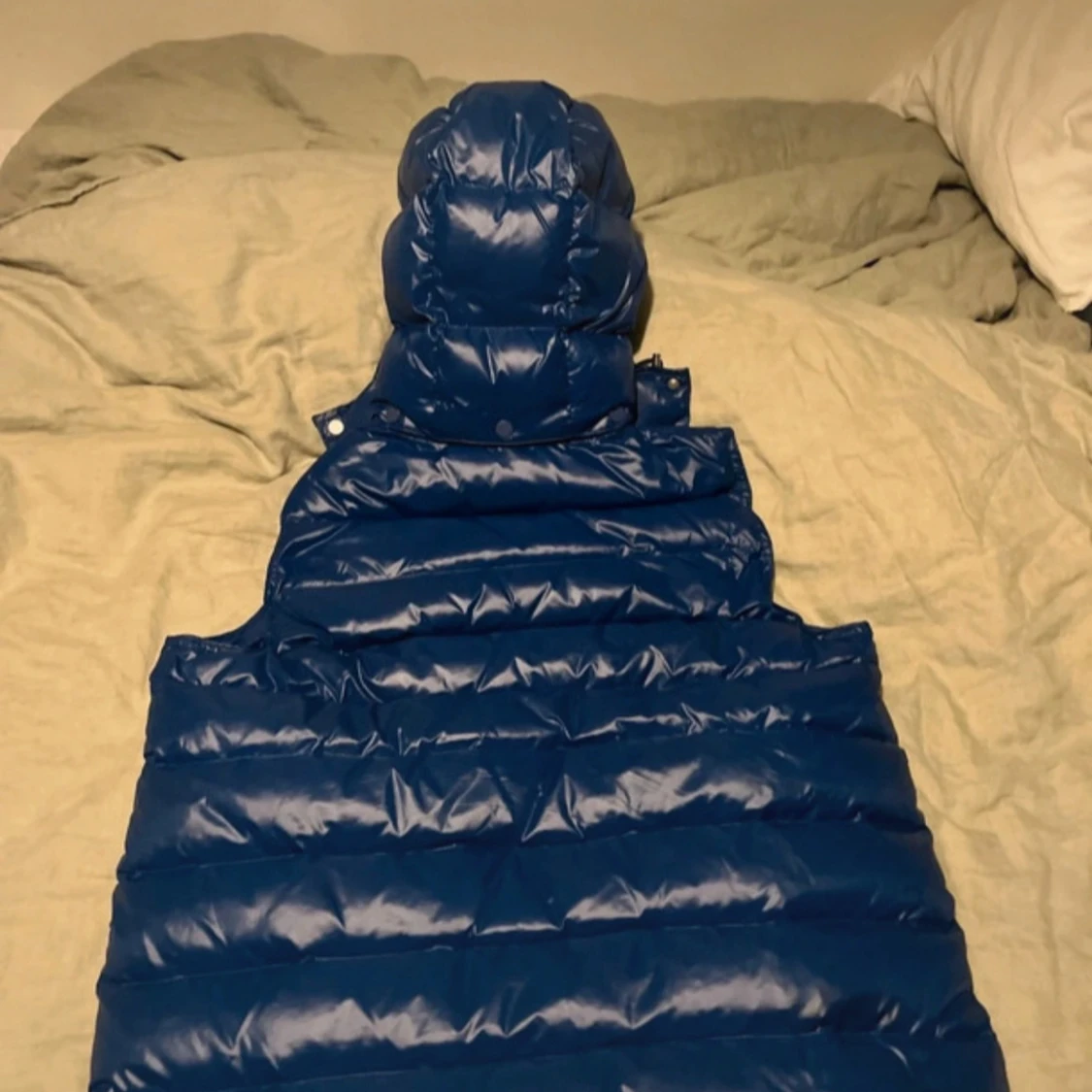 Blå dunväst från Bvaldi med huva - 1