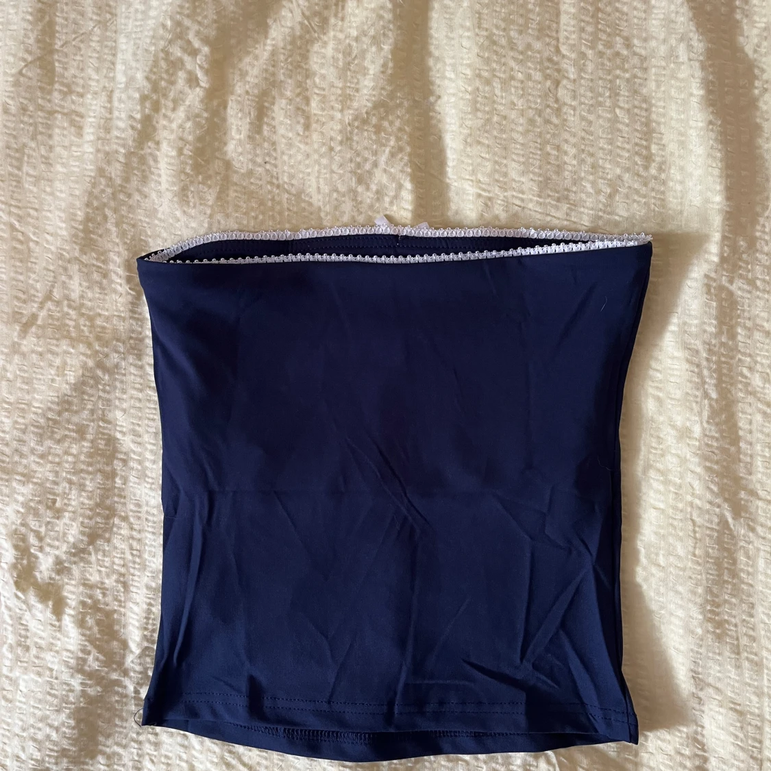 Mörkblå bandeau tubtopp med rosett XS - 1