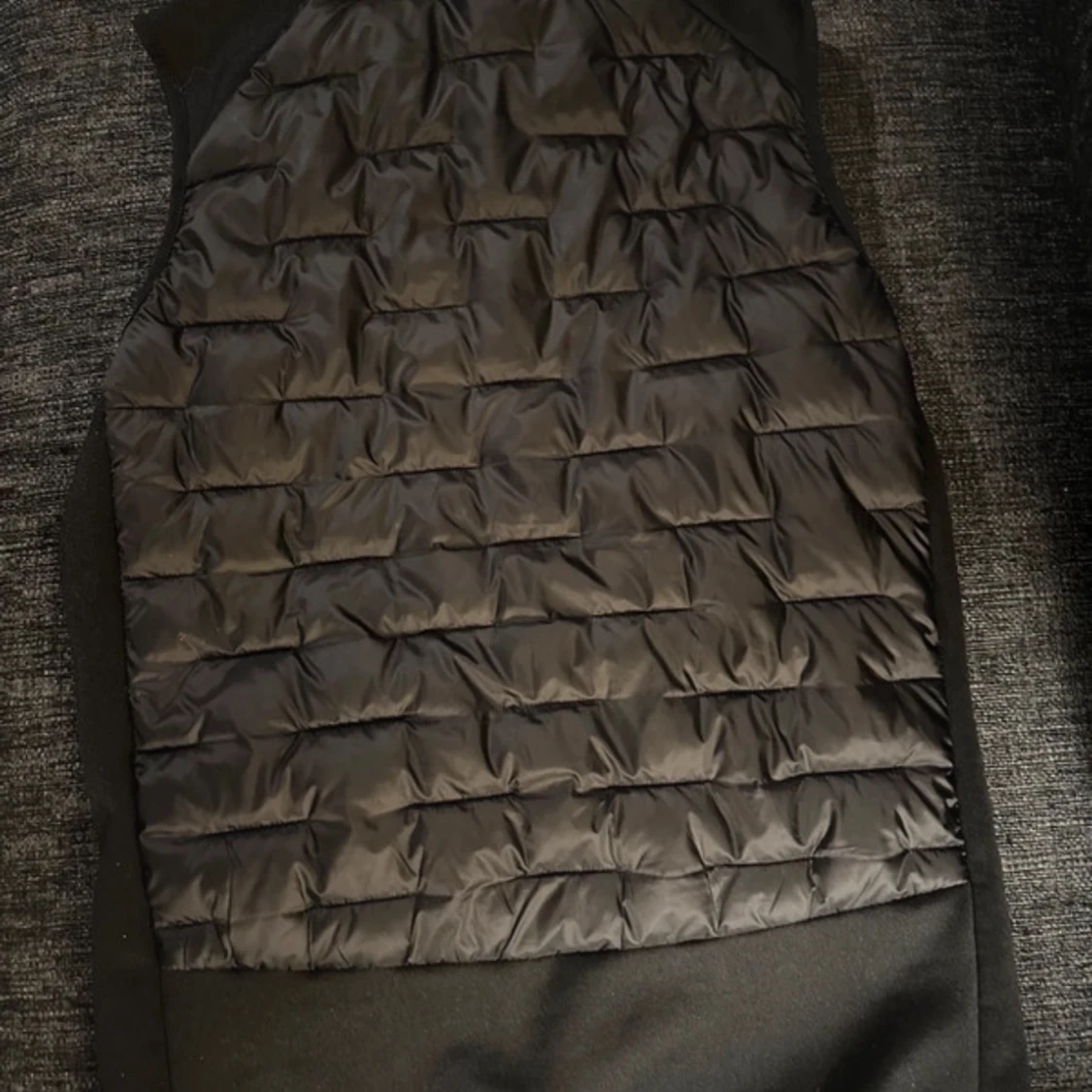 Svart dunväst från Everest  - 1