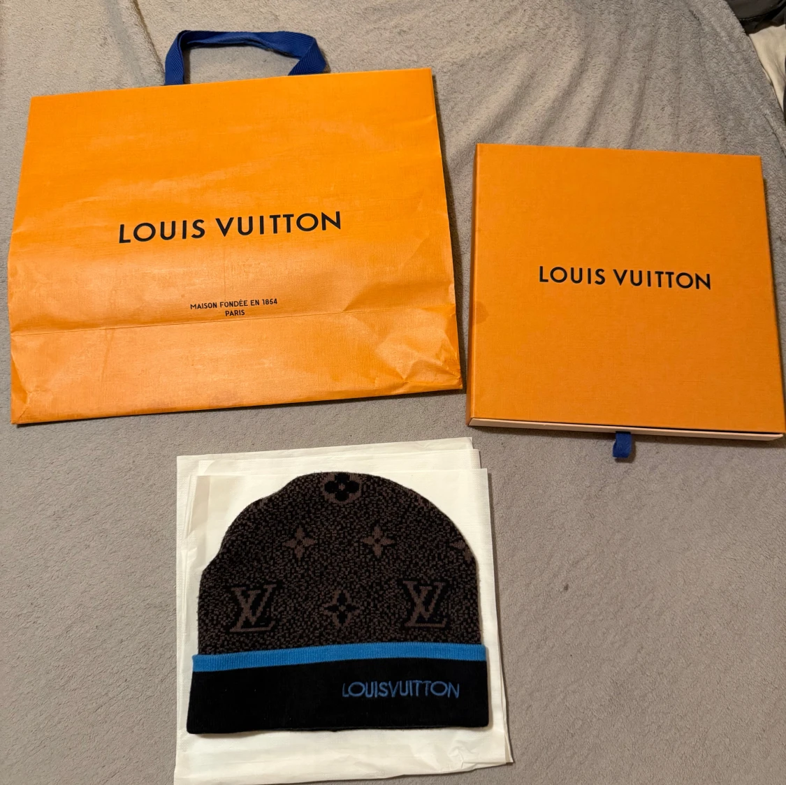 Louis Vuitton My Monogram Eclipse Beanie Wool - 1