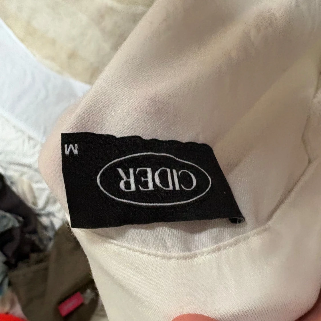 Vit croppad skjorta med långa ärmar - 4