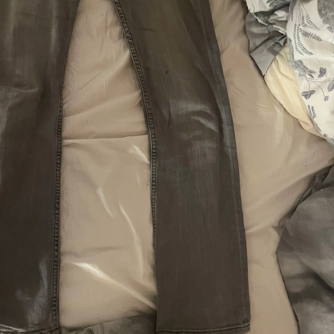 Grå jeans från LAB Industries