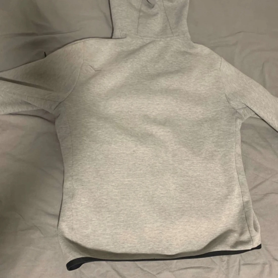 Nike Tech Fleece grå hoodiejacka - 3