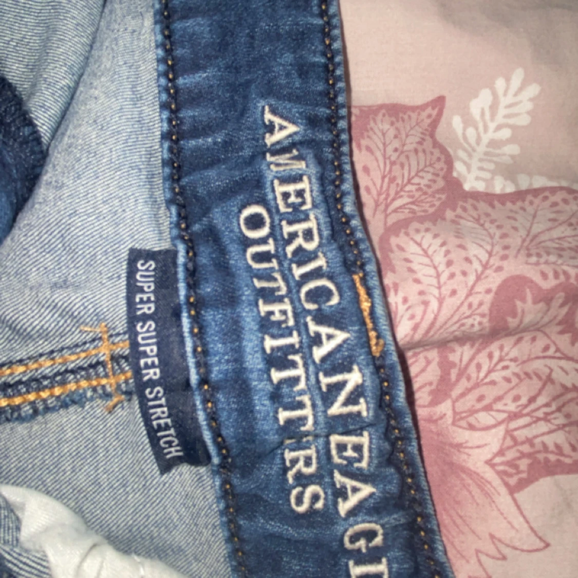 Blå jeansshorts från American Eagle - 2