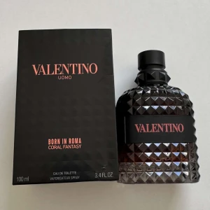 Valentino, Coral Fantasy - Helt ny, kan sänka pris vid snabb affär Kostar 1200kr ny online