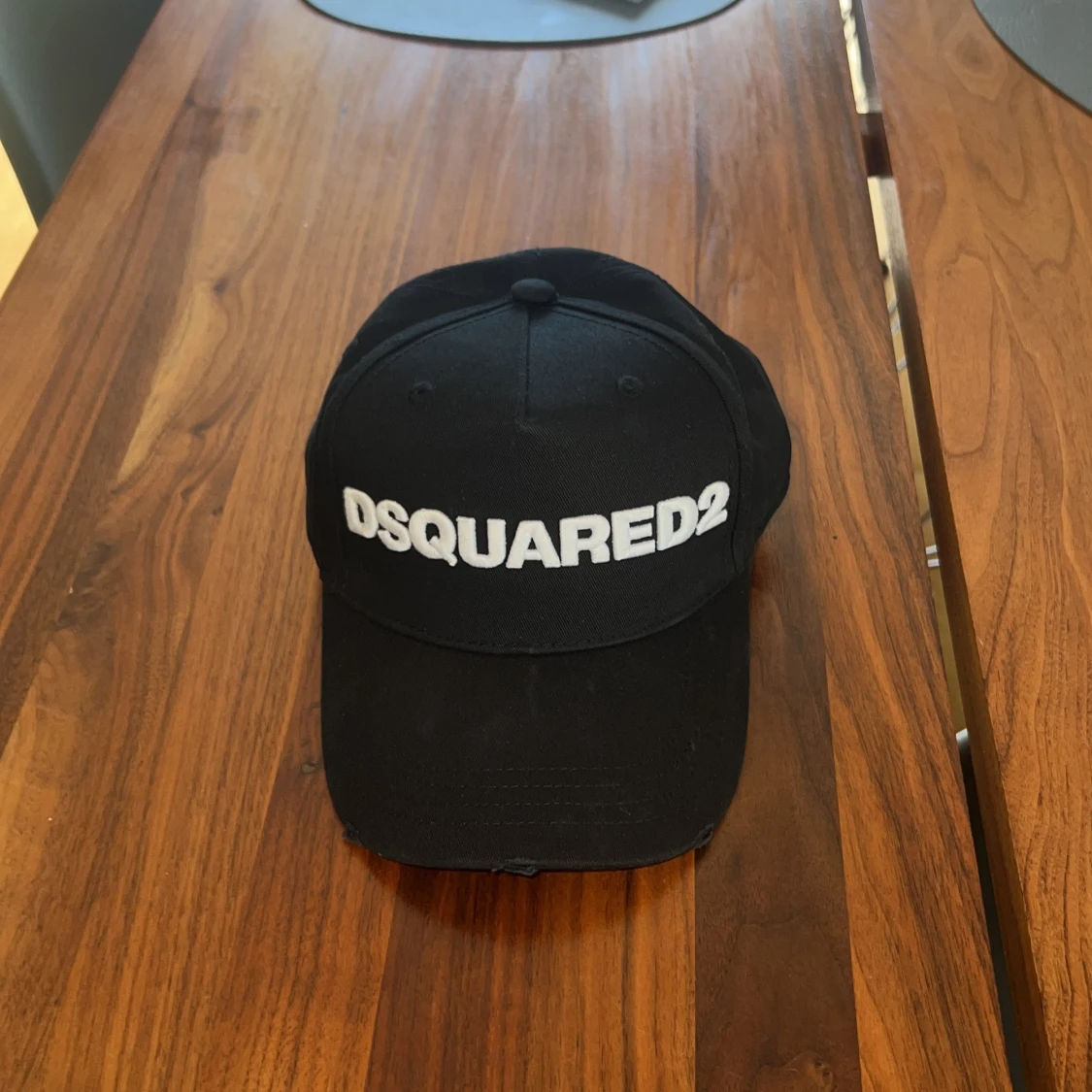 Svart keps från Dsquared2