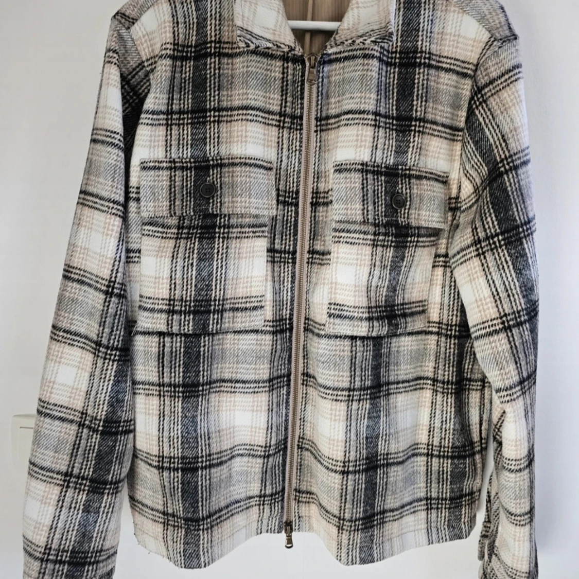 Rutig skjortjacka från Riley i ullmix