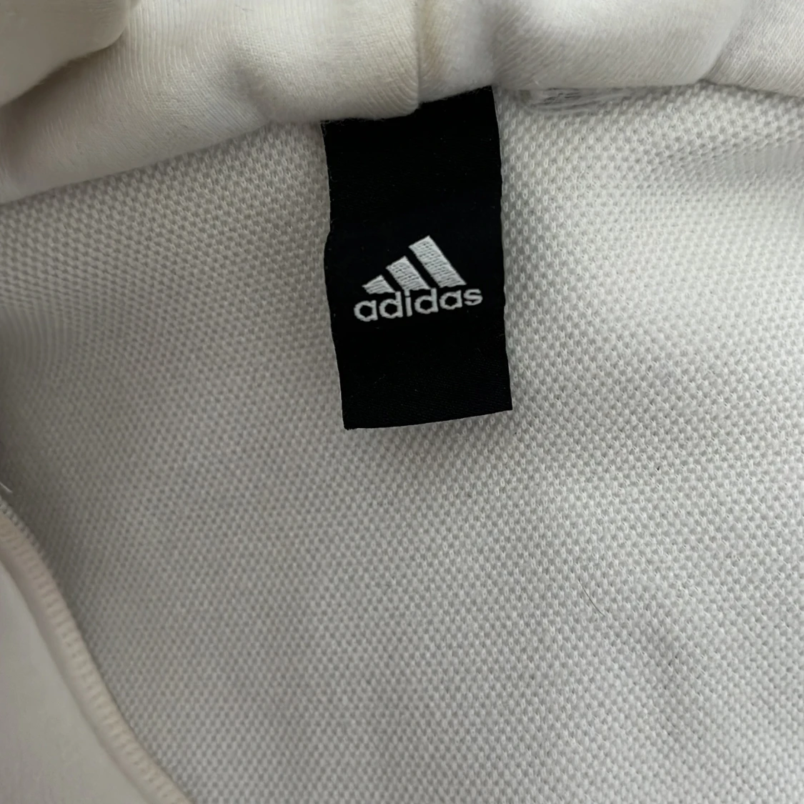 vit hoodie från Adidas med hel dragkedja  - 2