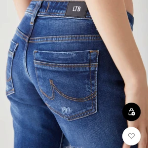 Ltb jeans - Säljer mina Ltb jeans. De är lågmidjade och bootcut. Köp gärna via ”köp nu”! 💗 postat via Instabox!