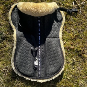 Fårskinnspadd  - Fårskinnspadd i stl M