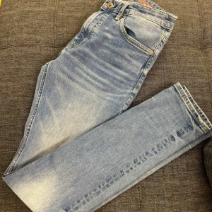 Blå jeans från crocker - Snygga jeans från crocker, storlek 29/32