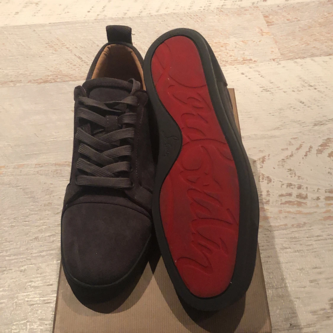 Svarta sneakers från Christian Louboutin