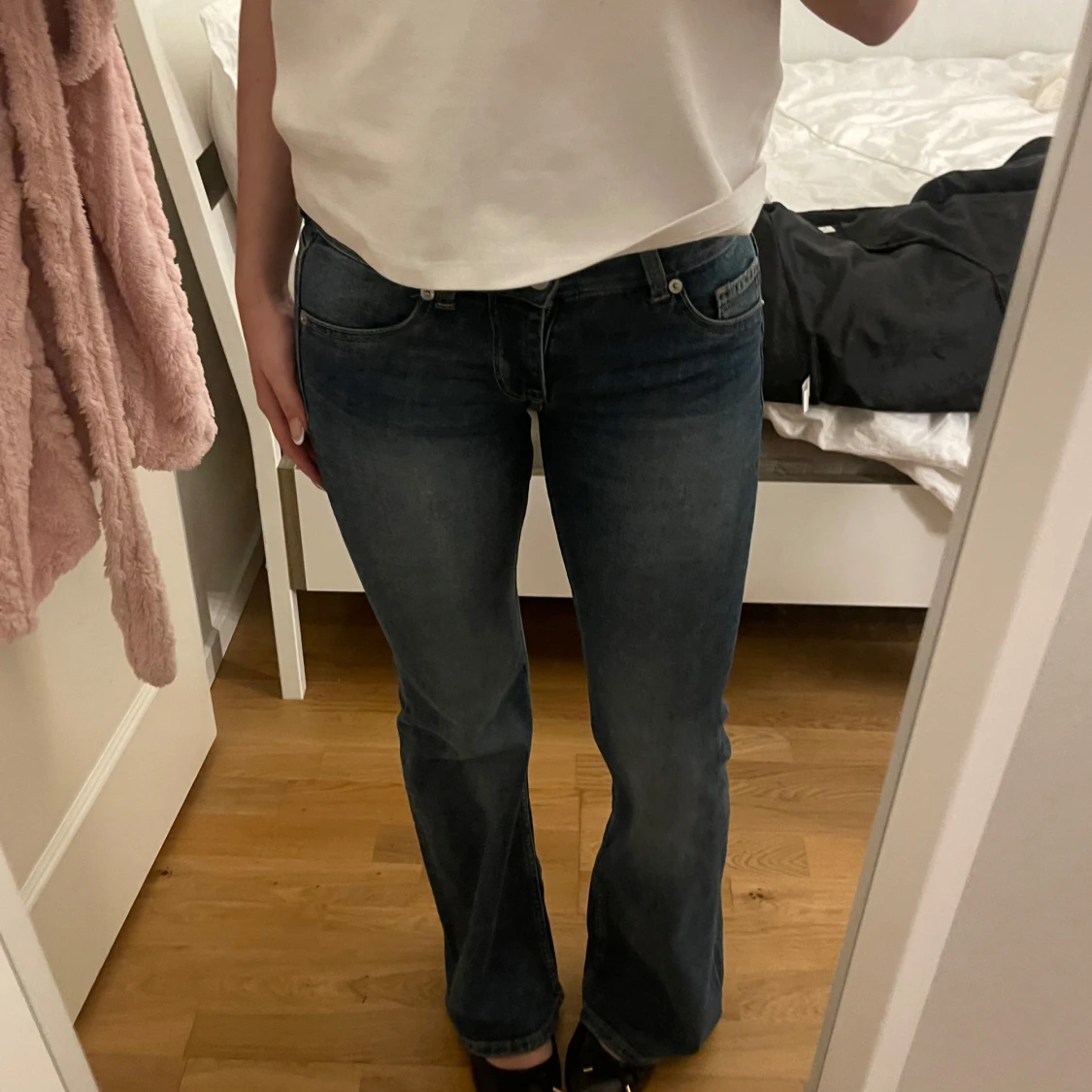 Blå bootcut jeans - 1