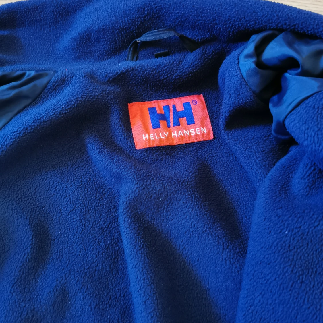 Röd vindjacka från Helly Hansen - 2