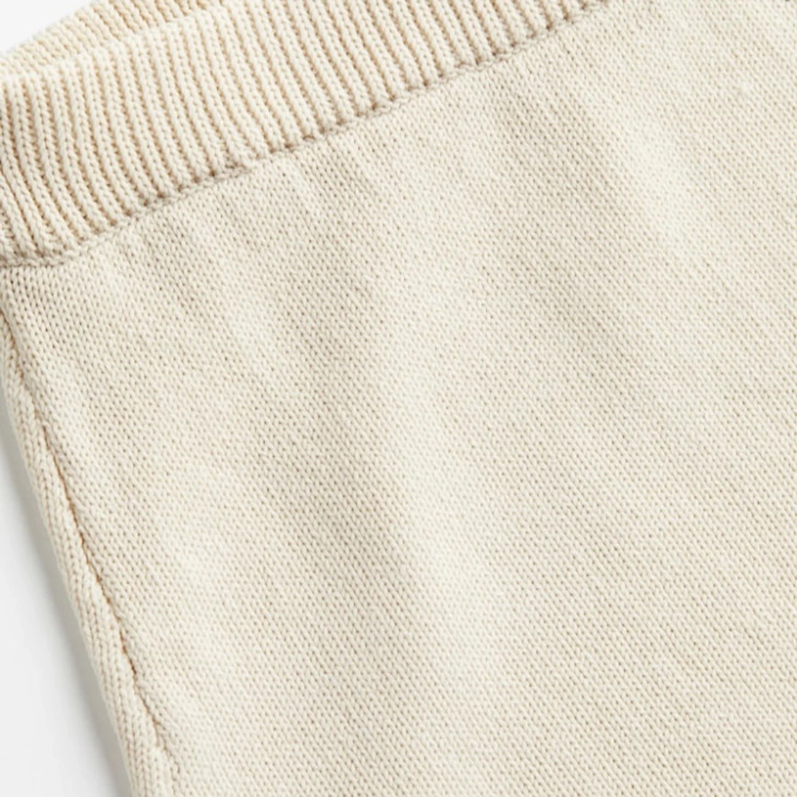 Beige stickade shorts - 1