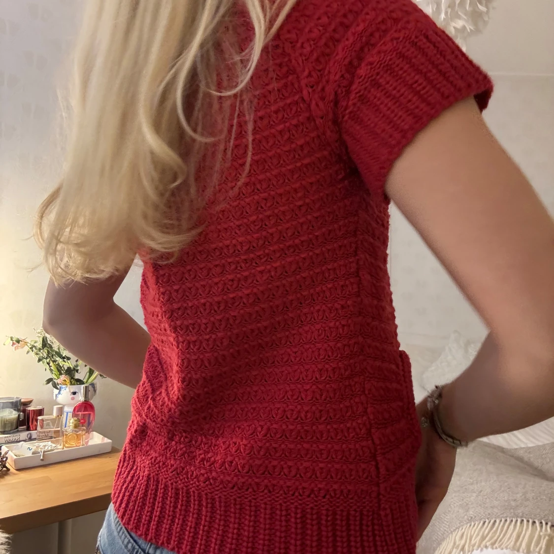 Röd kortärmad kofta - 1