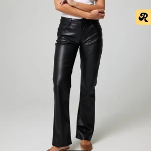 Byta lowwaist skinnbyxor bikbok - Vill byta från storlek M till S. Bra skick endast 