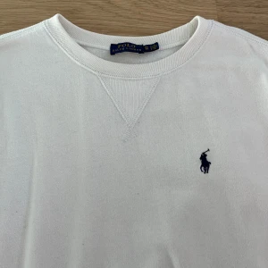 Ralph lauren sweatshirt  - Jättebra skick 