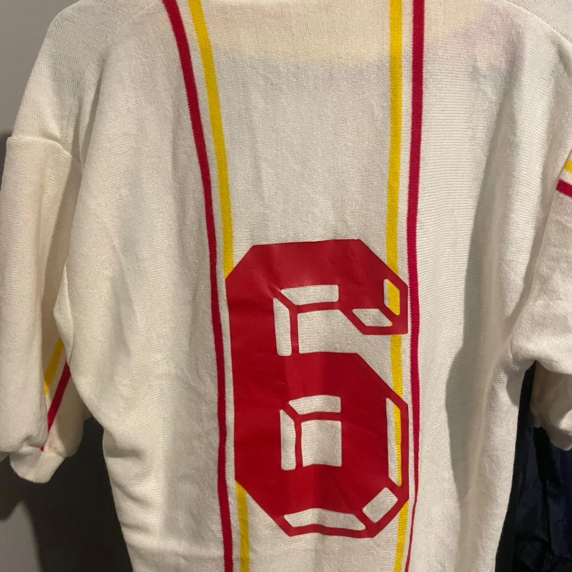 Vit vintage tröja med tryck - 1