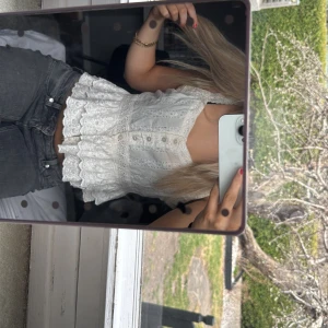 Söt topp - Jätte söt topp köpt från Zara för länge sen❤️storlek S