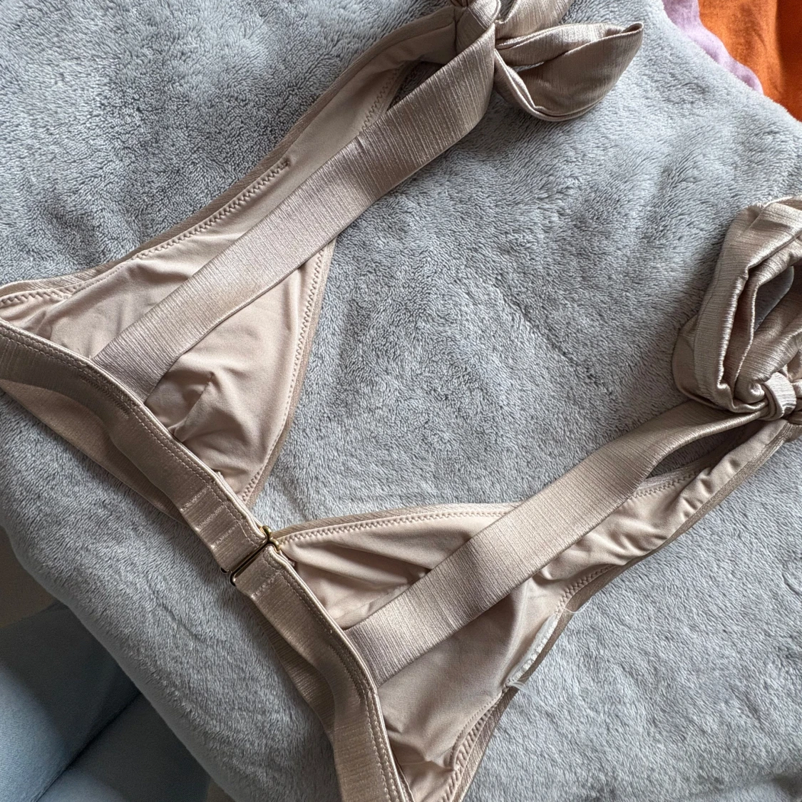 Champagnefärgad bikinitopp - 1