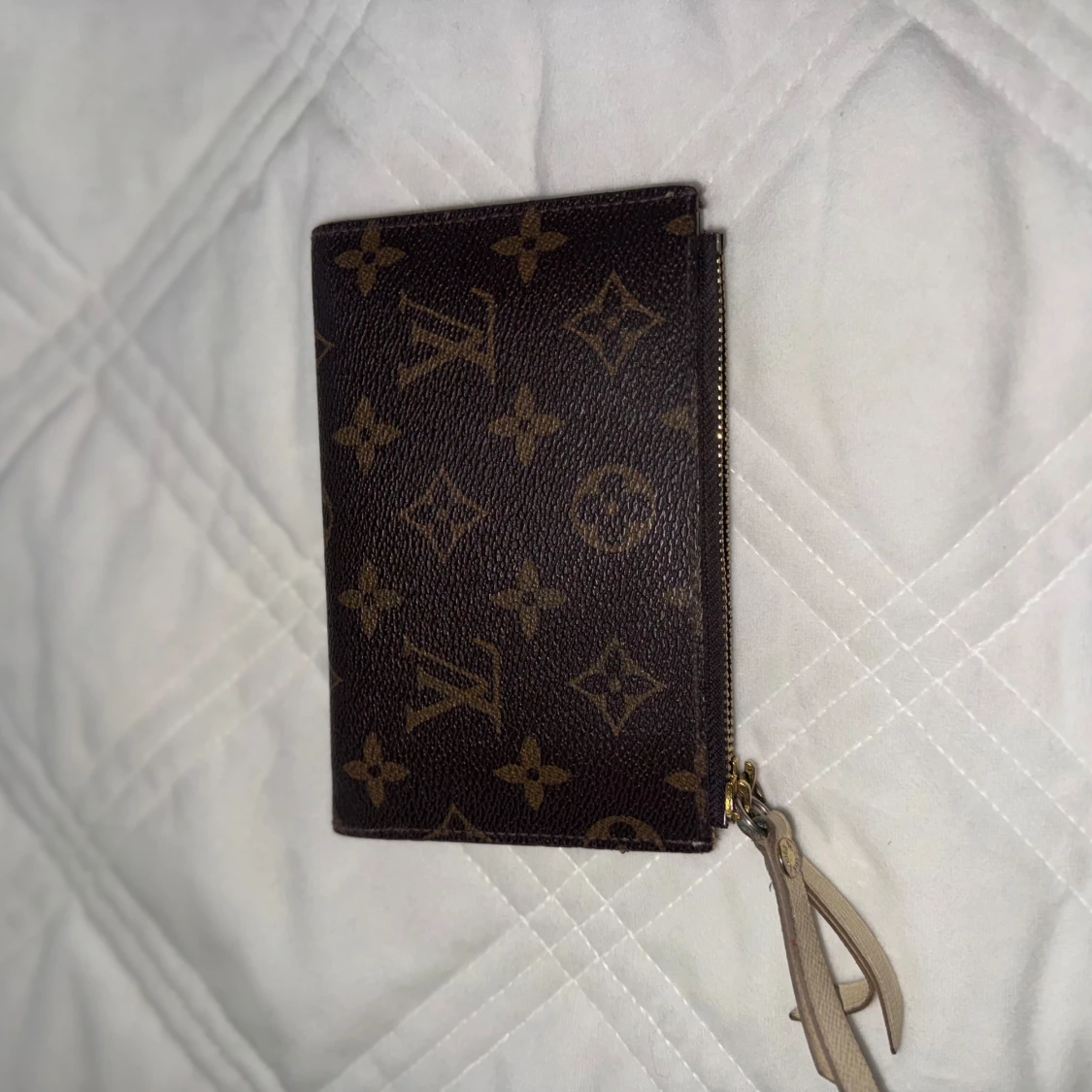  plånbok med monogram