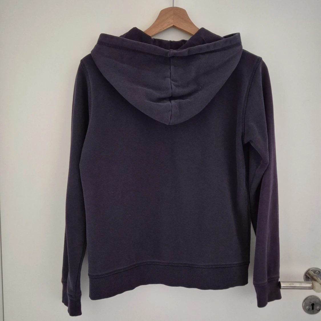 Mörkblå zip up från Gant - 1