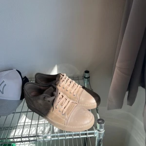 Lanvin skor Beige  - Sköna lanvins. Alla defekter visas på bilderna.