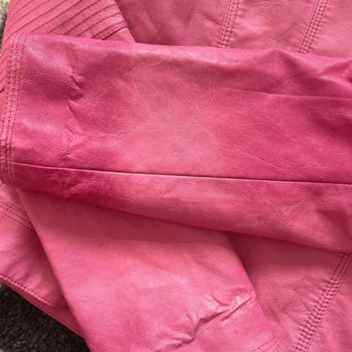 Rosa skinnjacka från Vero Moda - 4