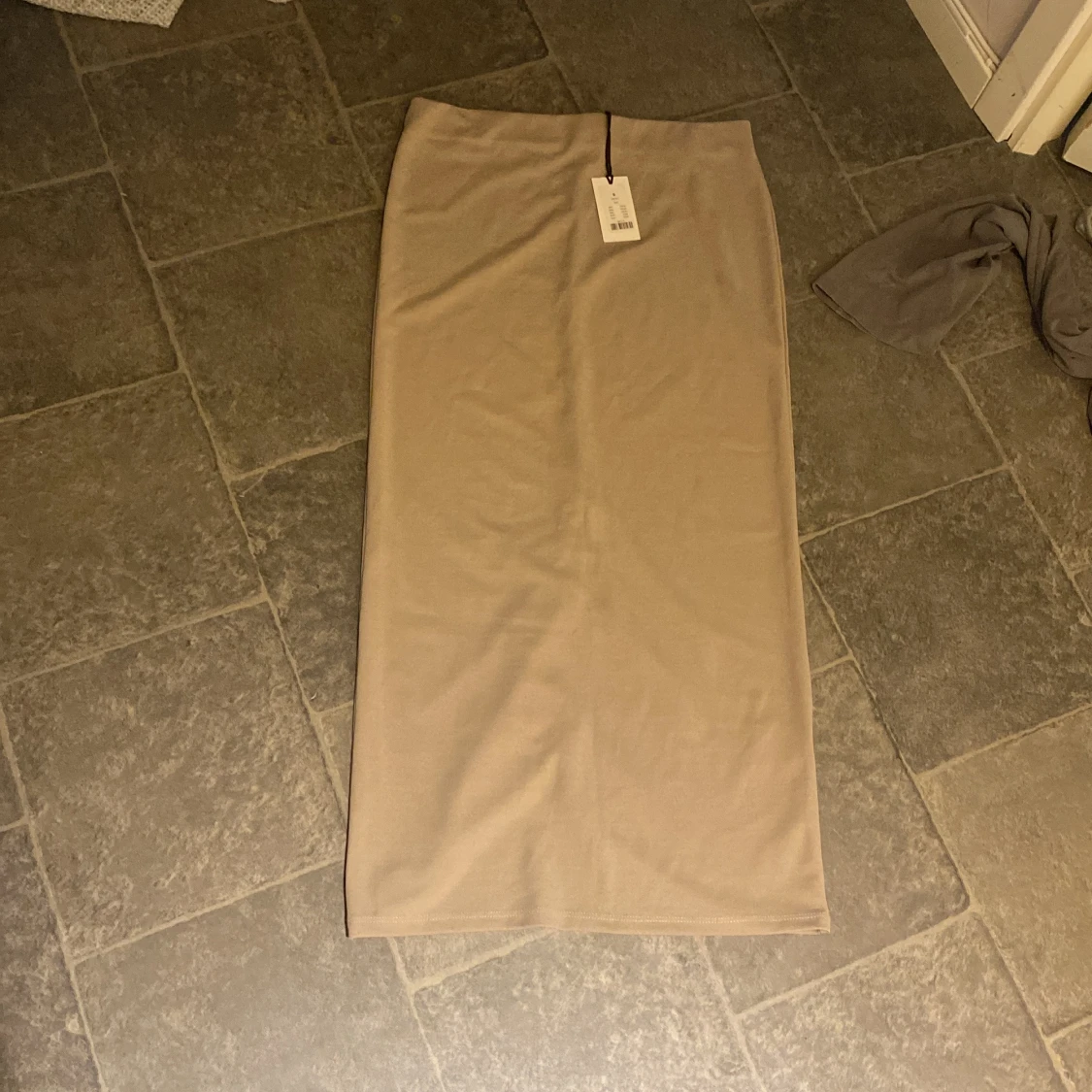 Beige långkjol från Lager 157 - 1