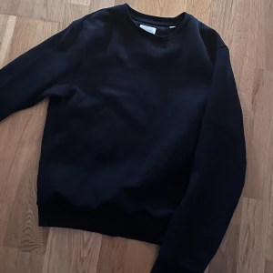 Jack & Jones tröja  - Jack & Jones tröja, storlek XS sitter som S, ny skick aldrig använd 