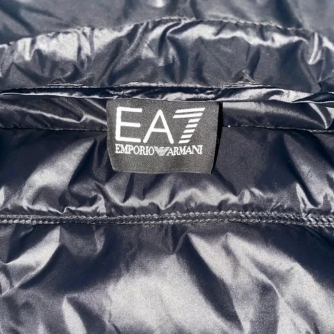 Svart dunväst från Emporio Armani EA7 - 2